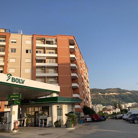 Hergi Apartament Vlore Bagian luar foto
