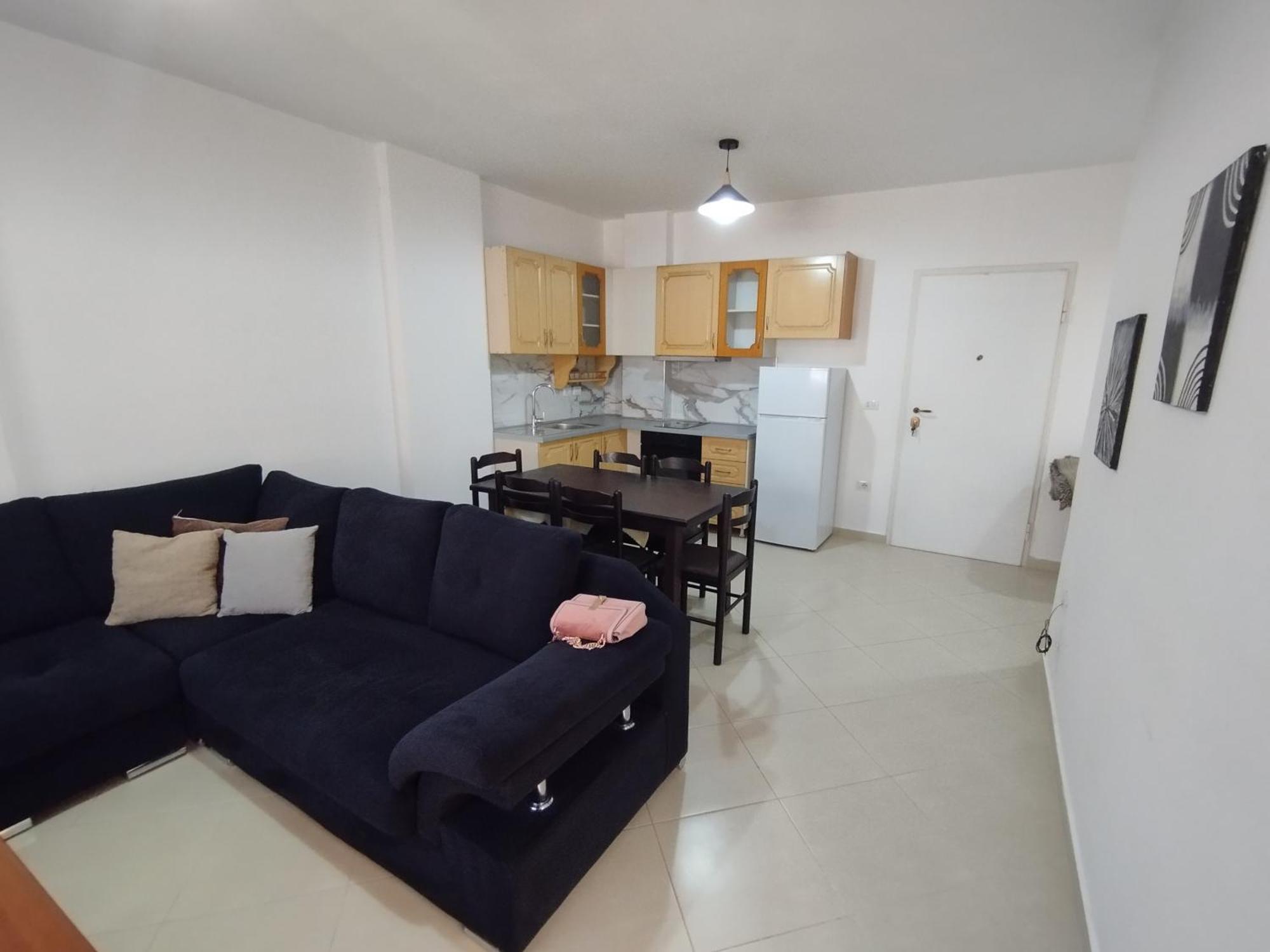 Hergi Apartament Vlore Bagian luar foto