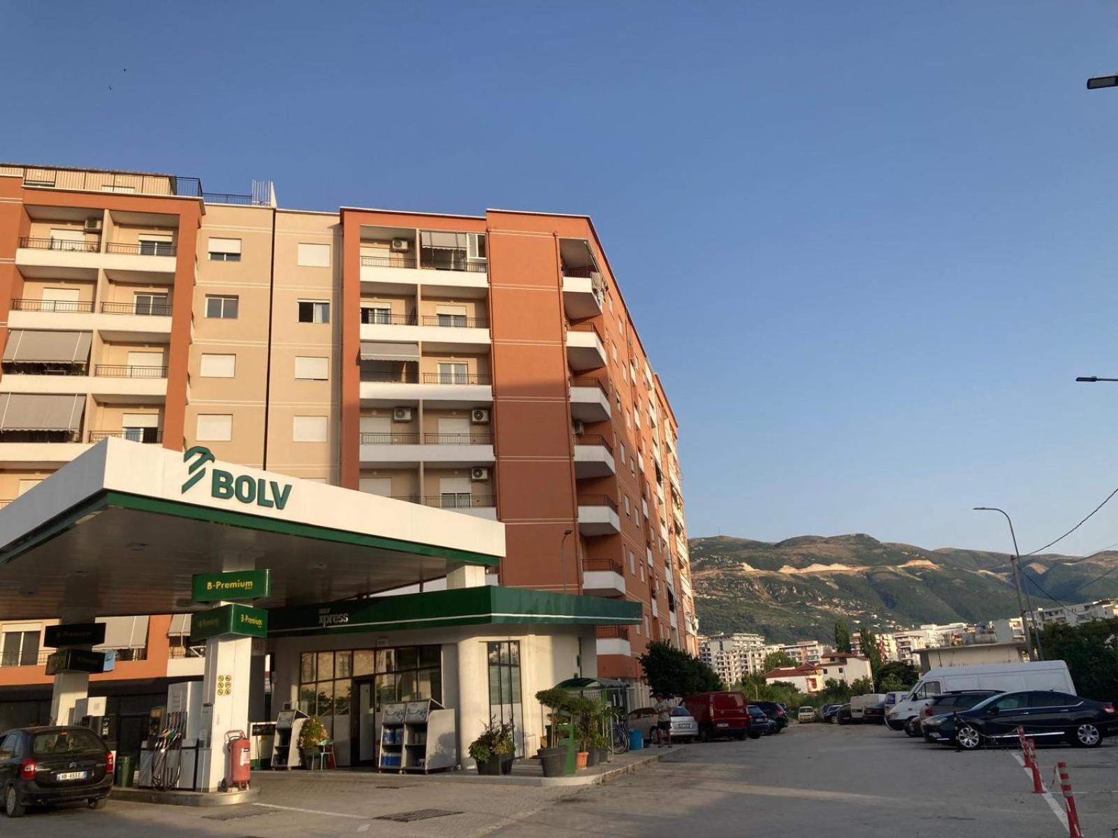 Hergi Apartament Vlore Bagian luar foto